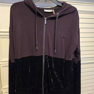 DKNY Women's Hoodie in Plum and Black